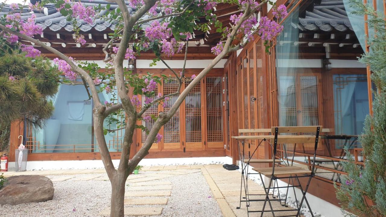 El House Hotel Гиеонгджу Екстериор снимка